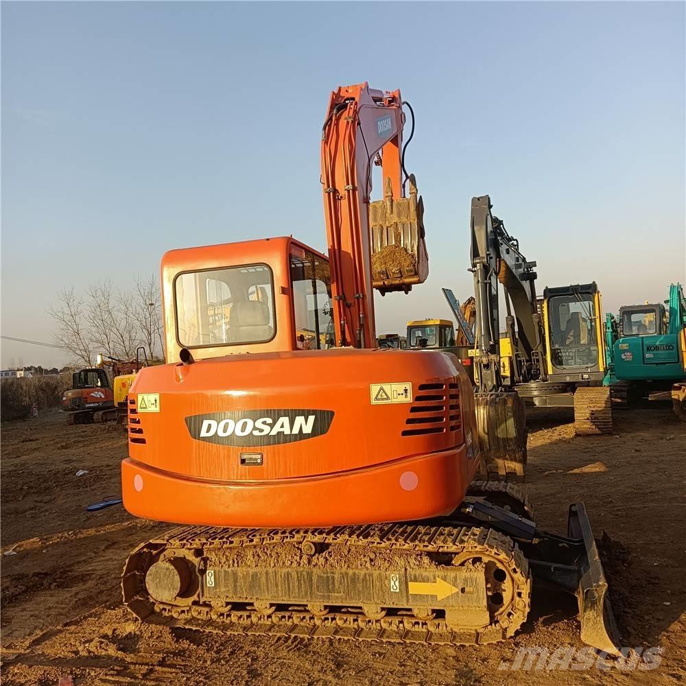Doosan DH80G Vidēja lieluma ekskavatori 7 t - 12 t