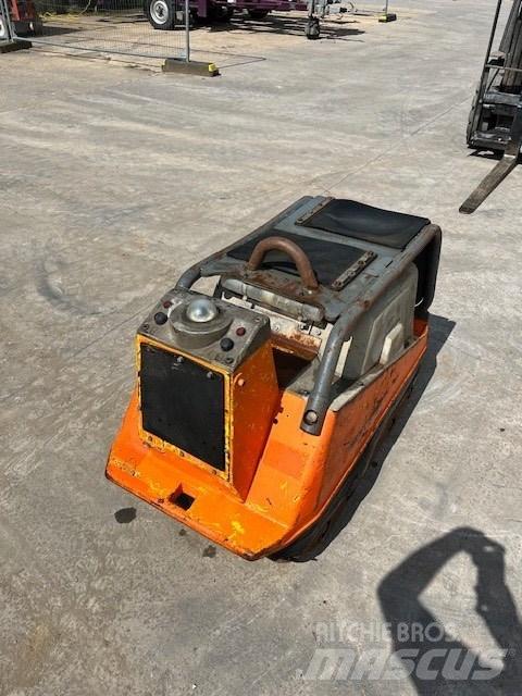 Wacker DPU7060 Vibratori