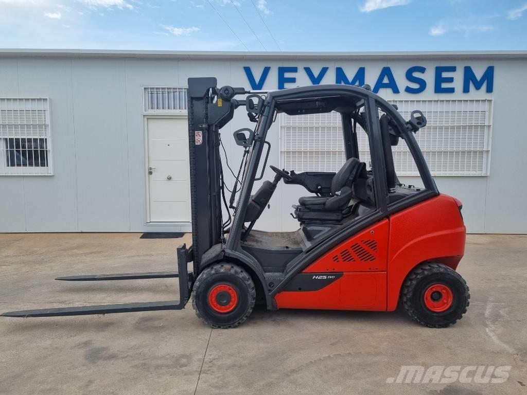 Linde H 25 D-02 Tehnika ar dīzeļa dzinēju
