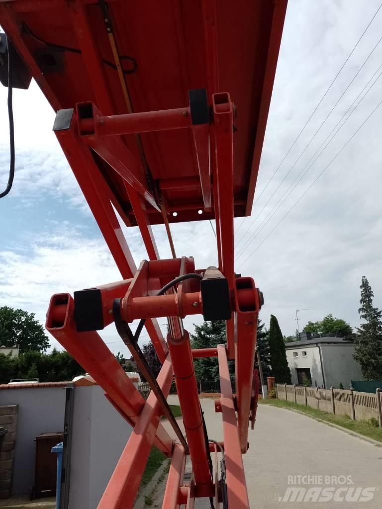 Haulotte Compact 10 Šķerveida pacēlāji