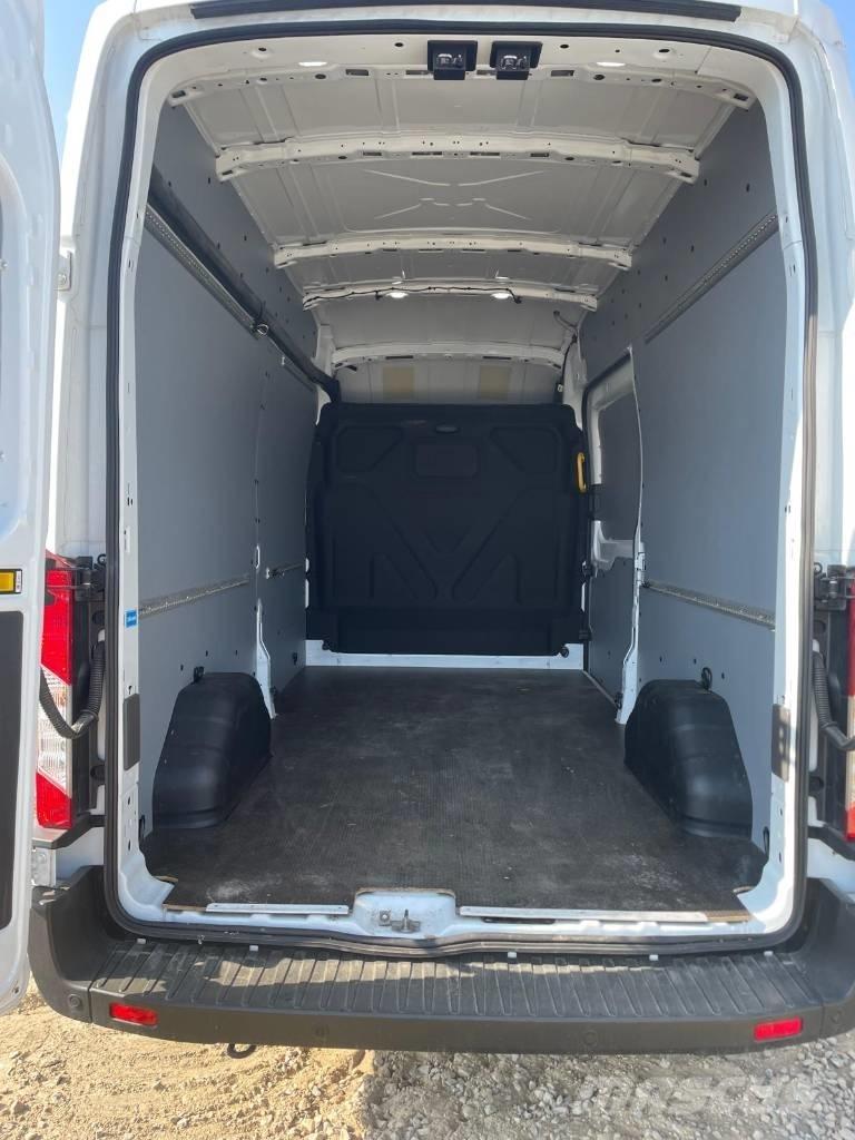 Ford Transit Preču pārvadāšanas furgoni