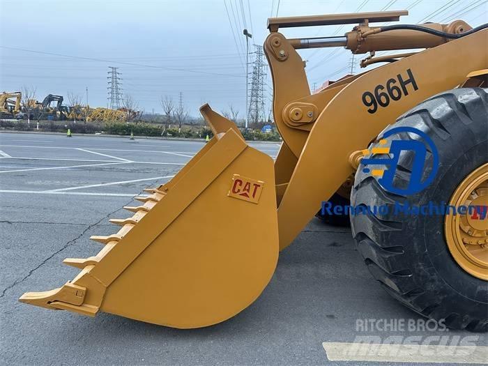 CAT 966H Iekrāvēji uz riteņiem