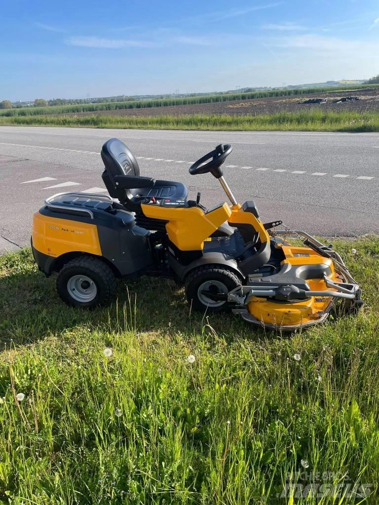 Stiga Park 740 IOX Mauriņa traktors