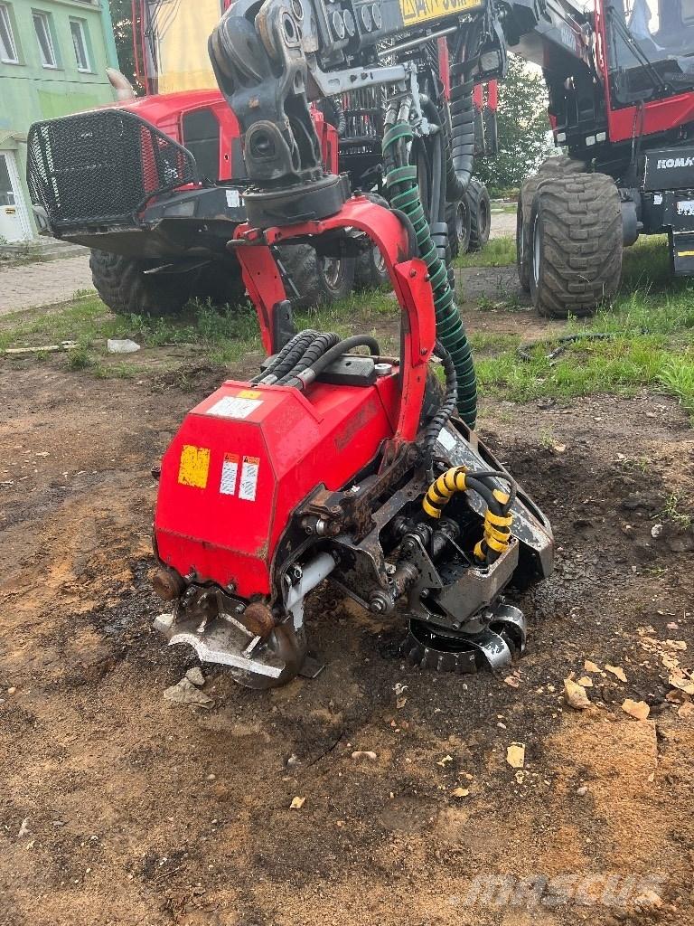 Komatsu 911 Harvesteri