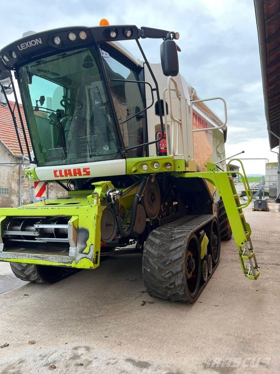 CLAAS Lexion 750TT Ražas novākšanas kombaini