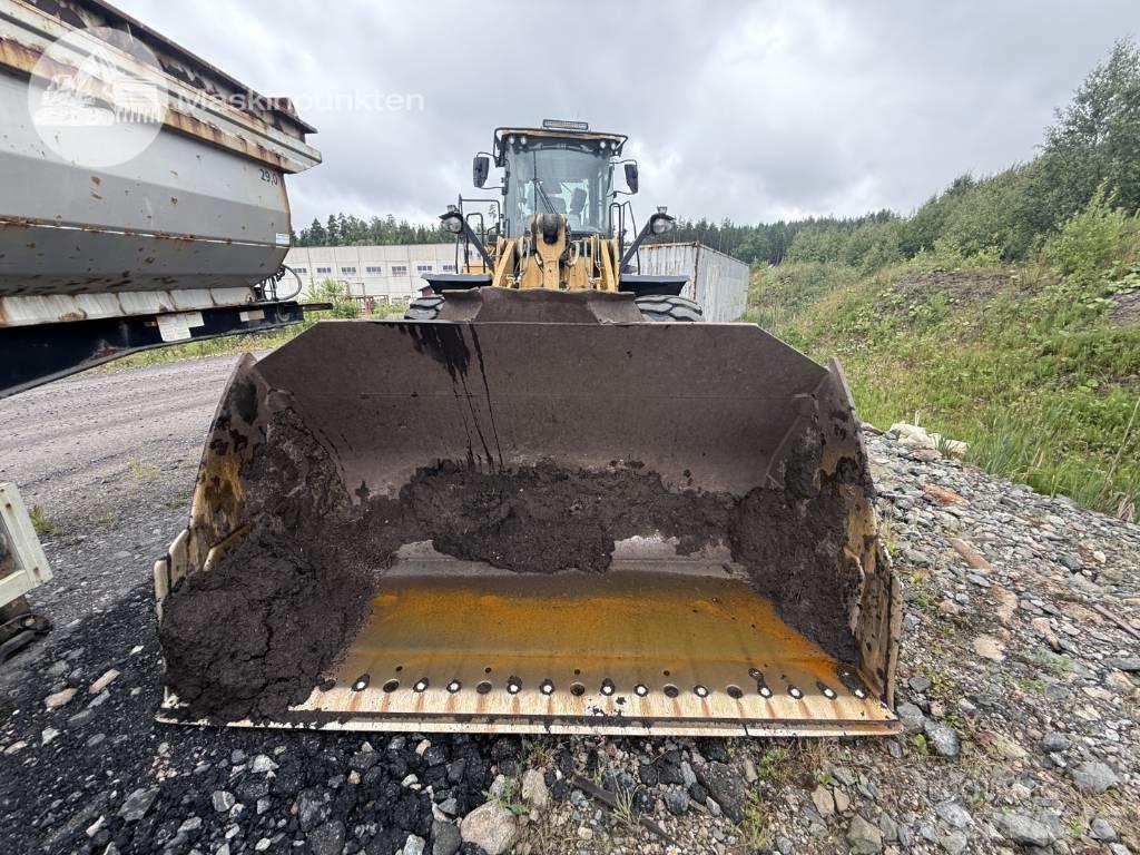 CAT 972 M Iekrāvēji uz riteņiem