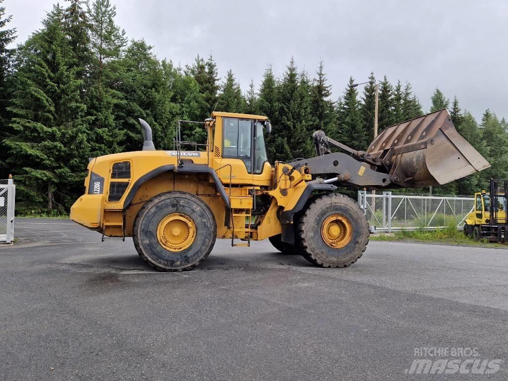 Volvo L 220 G Iekrāvēji uz riteņiem