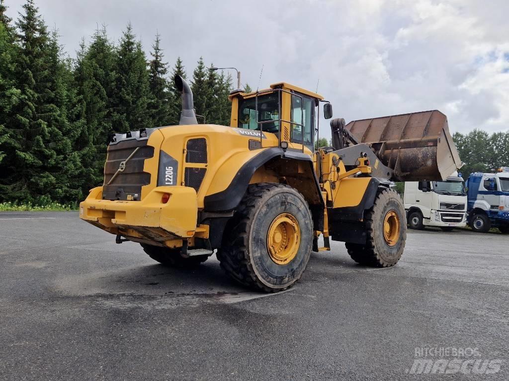 Volvo L 220 G Iekrāvēji uz riteņiem