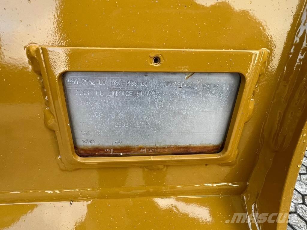 CAT 326-07 Kāpurķēžu ekskavatori