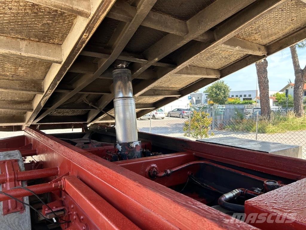 Iveco 120E18K Platformas/izkraušana no sāniem