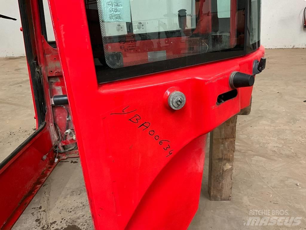 Yanmar Vio 25-6 Kabīnes un interjers