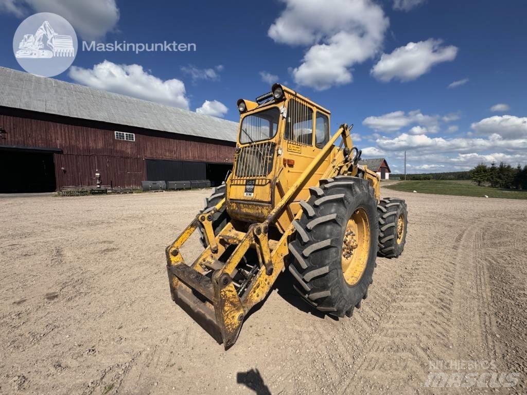 Volvo BM 840 Iekrāvēji uz riteņiem