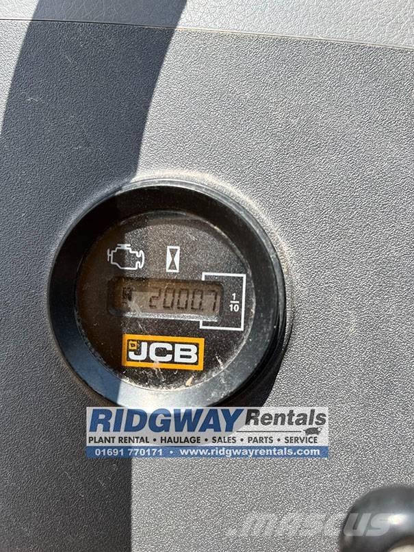 JCB 131 XLC Kāpurķēžu ekskavatori