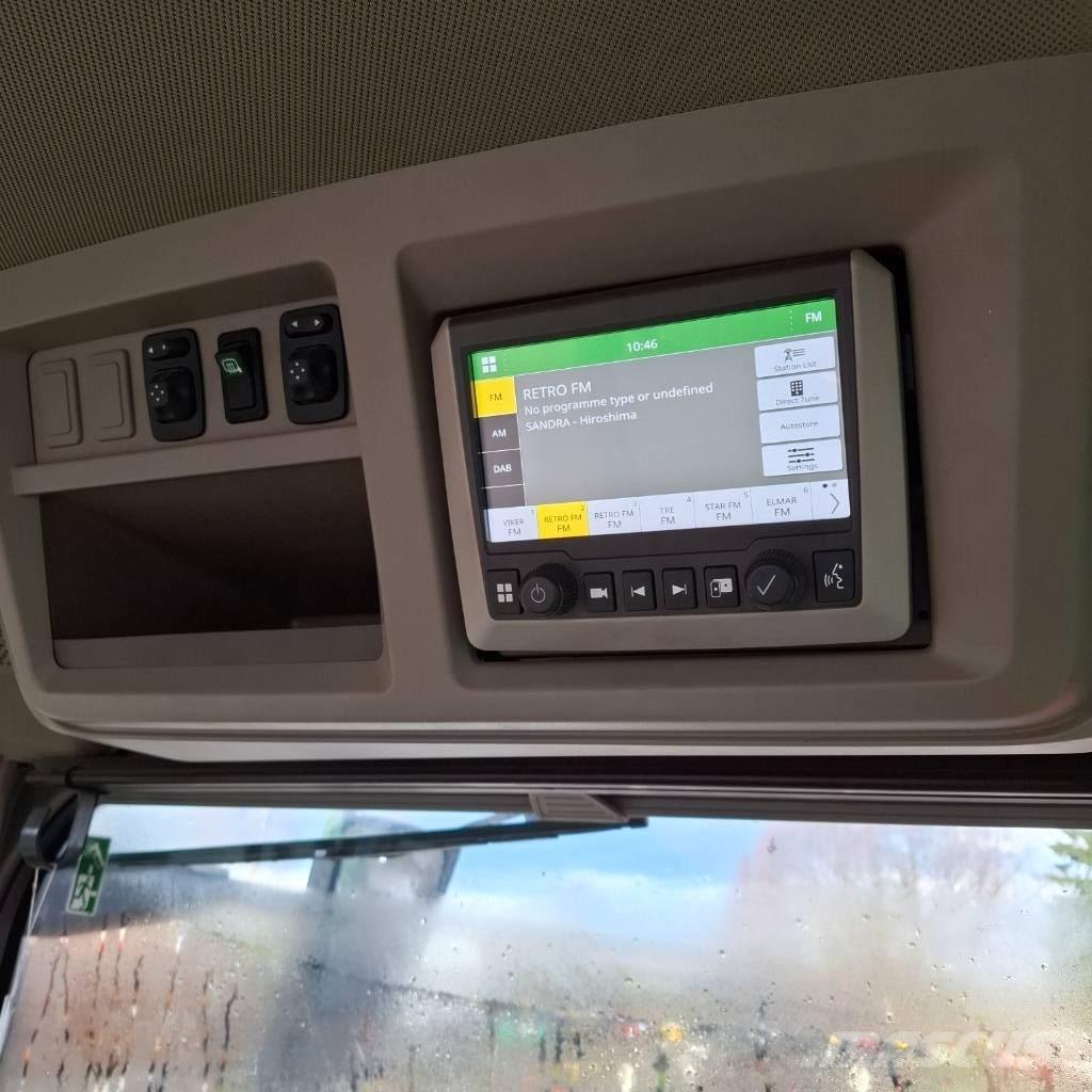 John Deere 8R410 Traktori