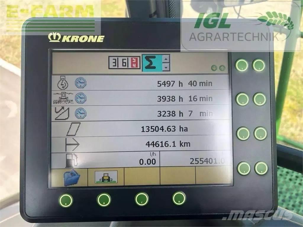 Krone big x 600 i Lopbarības novācēji