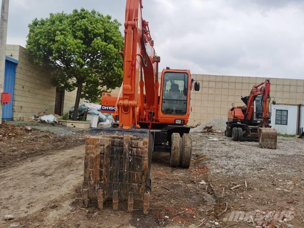 Doosan DH 150 W-7 Ekskavatori uz riteņiem