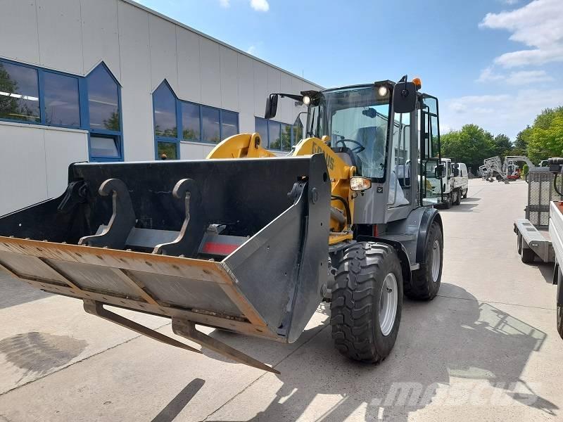 Paus SL 9075 Iekrāvēji uz riteņiem