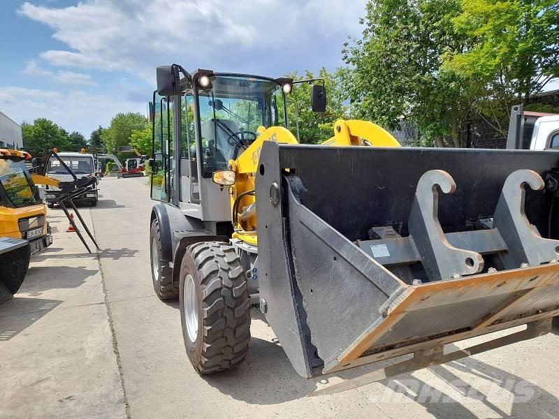 Paus SL 9075 Iekrāvēji uz riteņiem