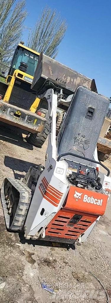 Bobcat MT 55 Kāpurķēžu iekrāvēji