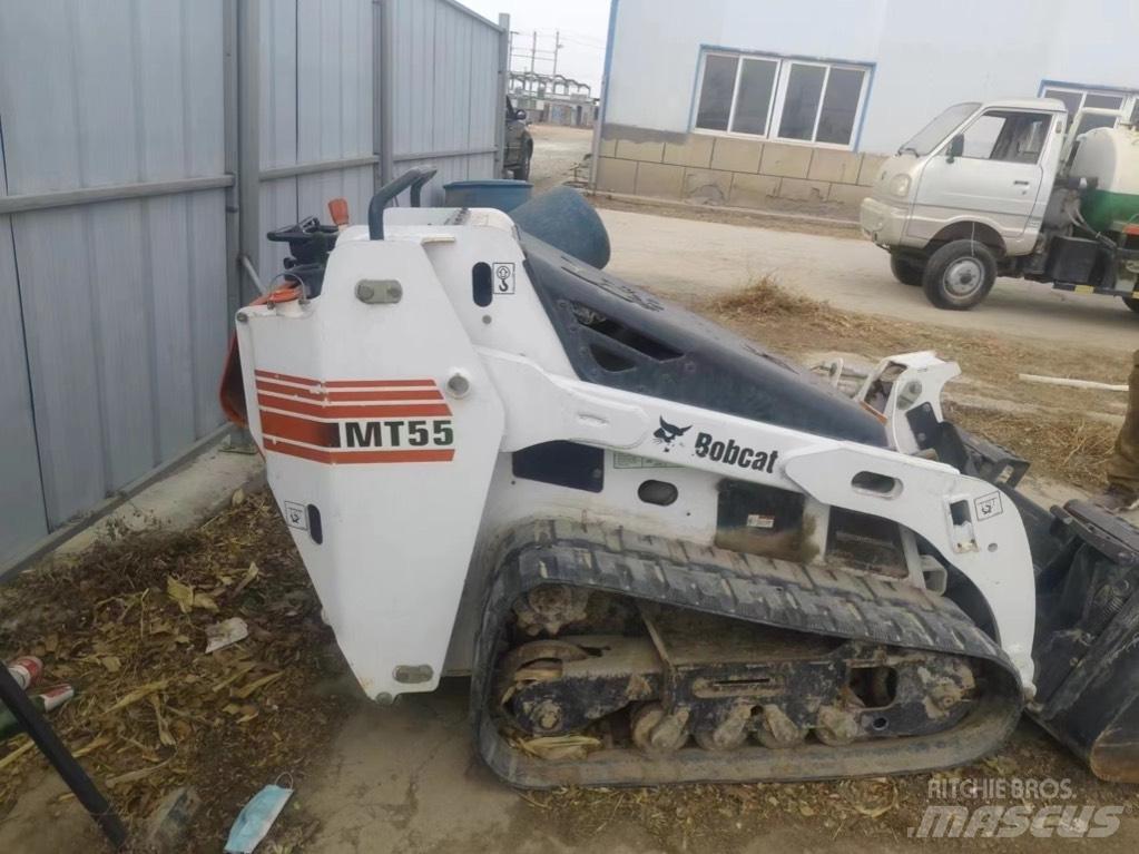 Bobcat MT 55 Kāpurķēžu iekrāvēji