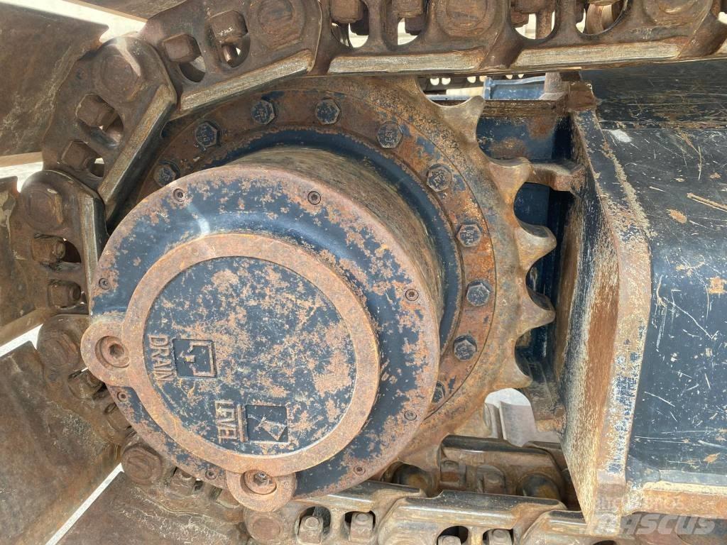 CAT 330 Kāpurķēžu ekskavatori