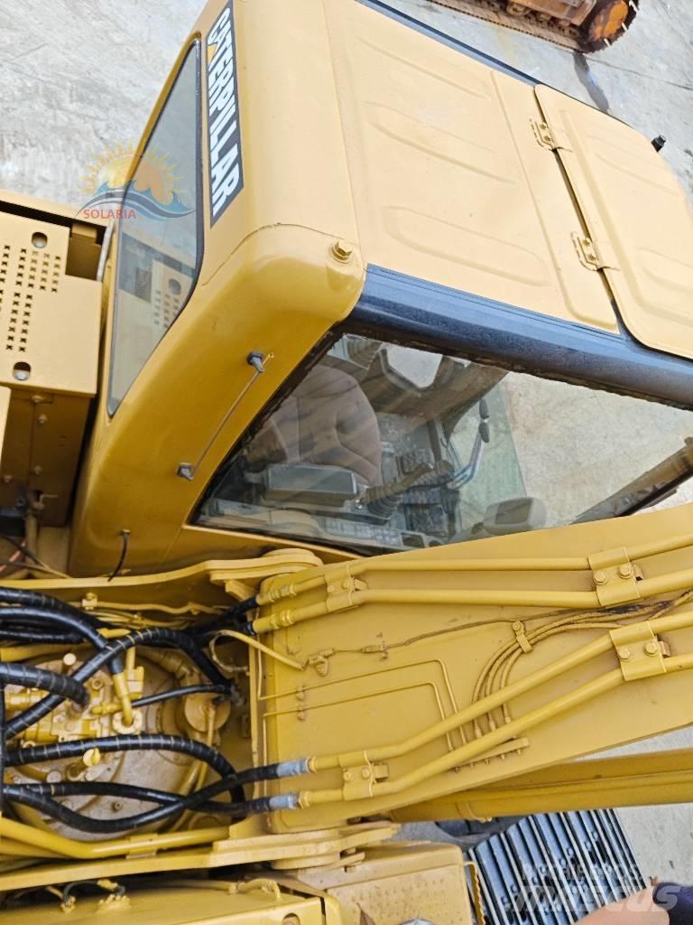 CAT 320 C L Kāpurķēžu ekskavatori