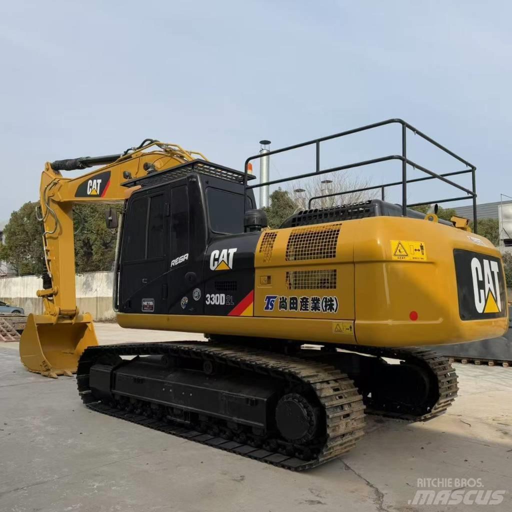 CAT 330 D L Kāpurķēžu ekskavatori