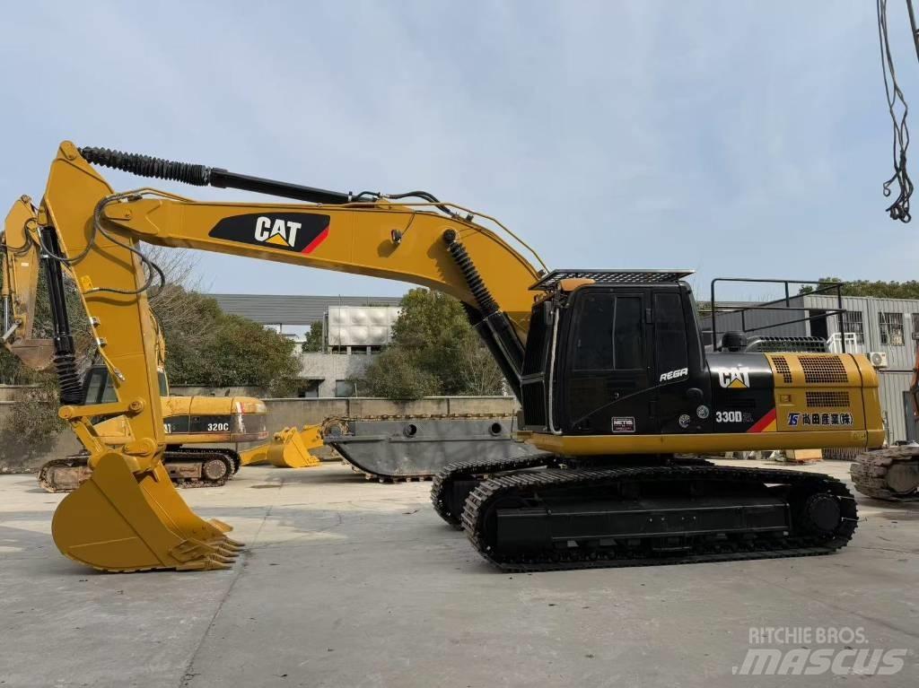 CAT 330 D L Kāpurķēžu ekskavatori