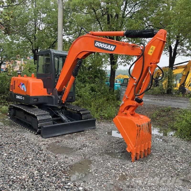 Doosan DH 60 Mini ekskavatori < 7 t