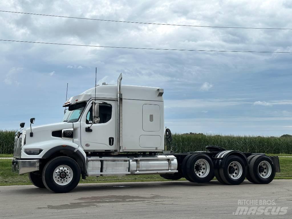 Western Star 49 X Vilcēji