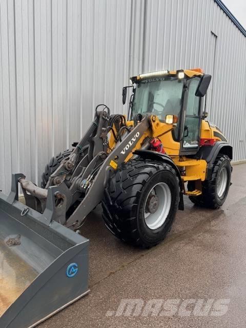 Volvo L 45 F Iekrāvēji uz riteņiem