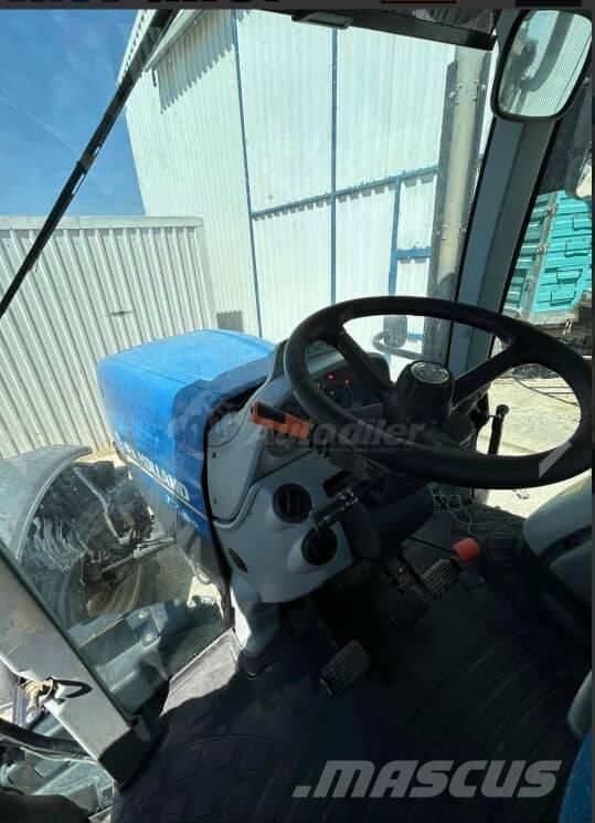 New Holland T7250 Traktori