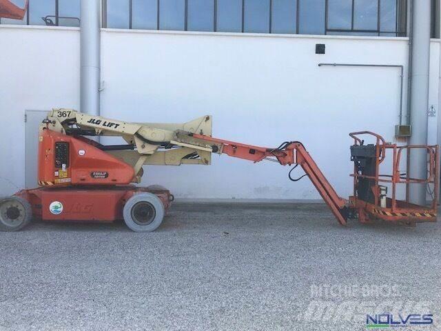 JLG E400AJPn Strēles pacēlāji