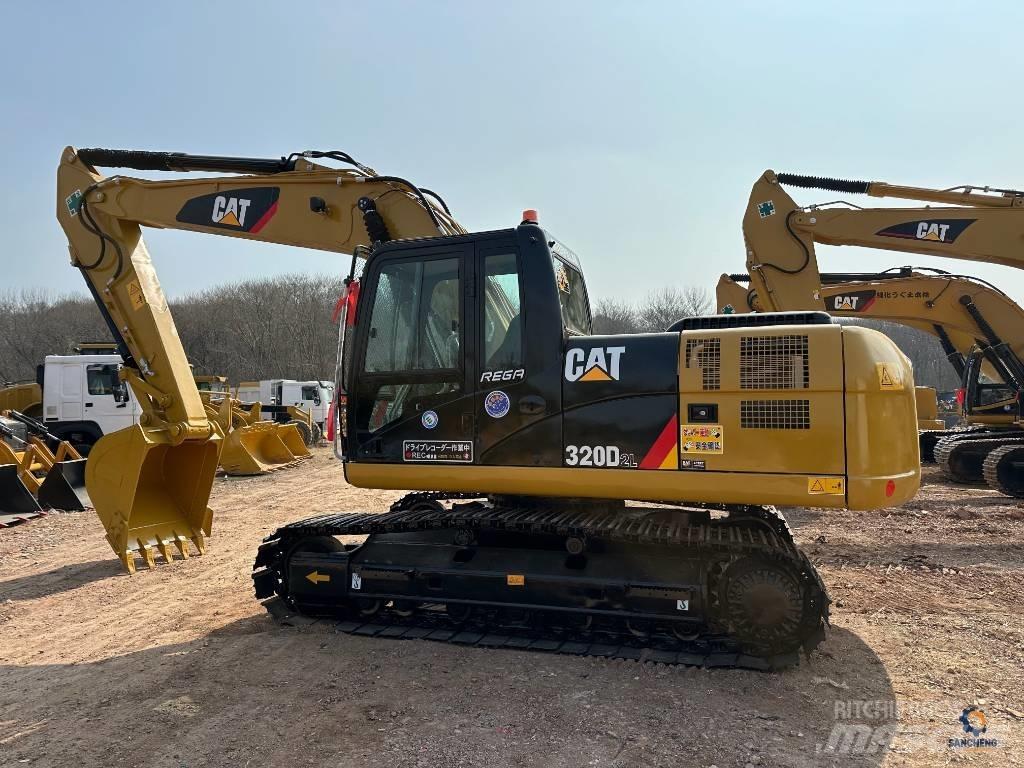 CAT 320D2L Kāpurķēžu ekskavatori