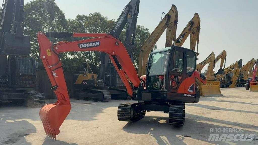 Doosan DX60-9C Mini ekskavatori < 7 t