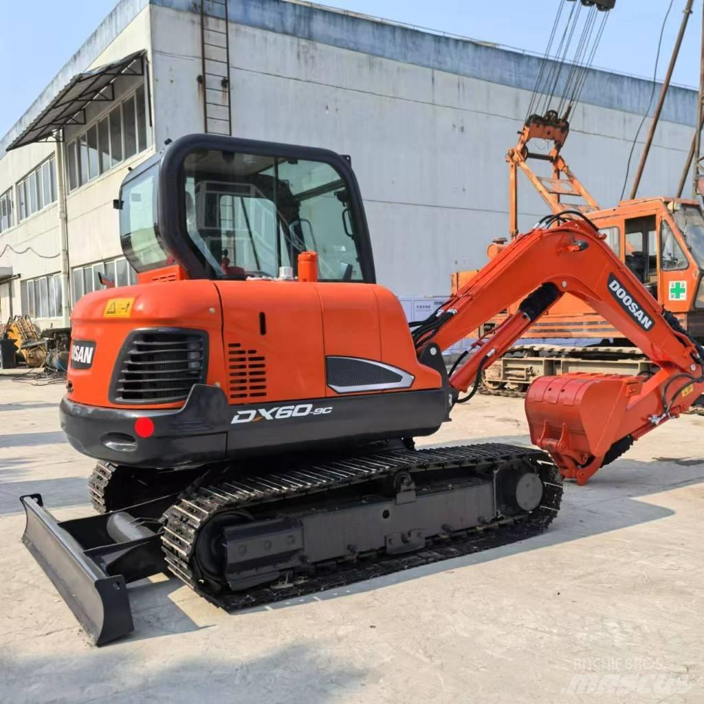 Doosan DX60-9C Mini ekskavatori < 7 t