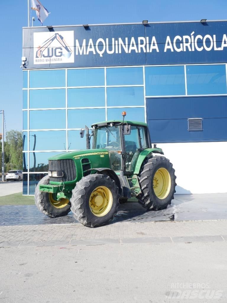 John Deere 6930 Traktori