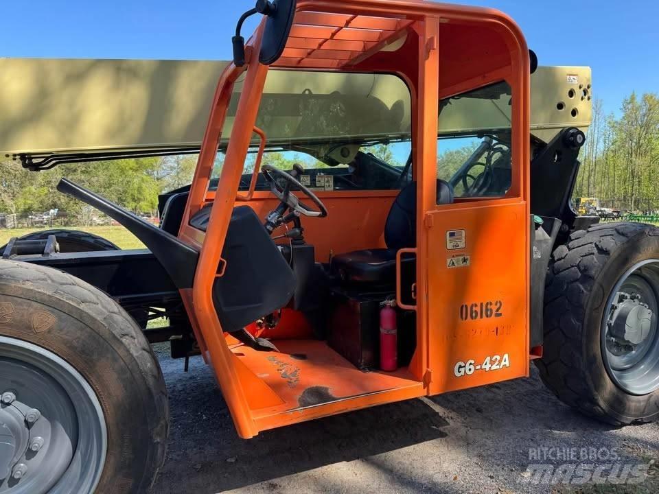 JLG G 6-42 A Teleskopiskie manipulatori