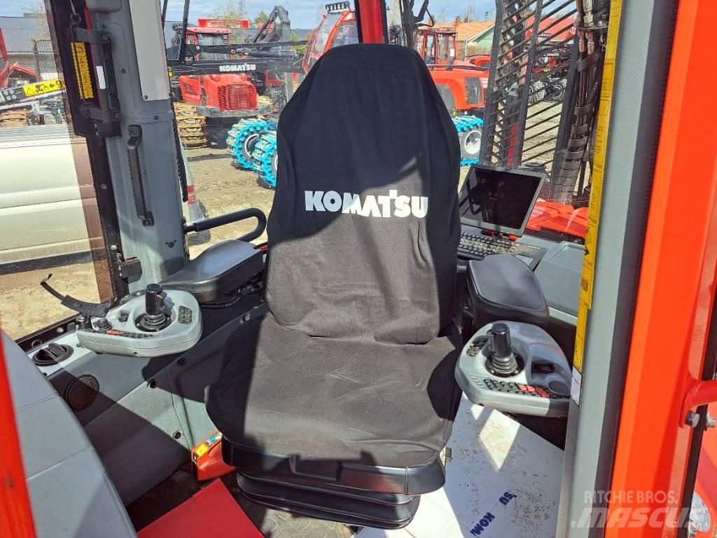 Komatsu 845 Forvarderi