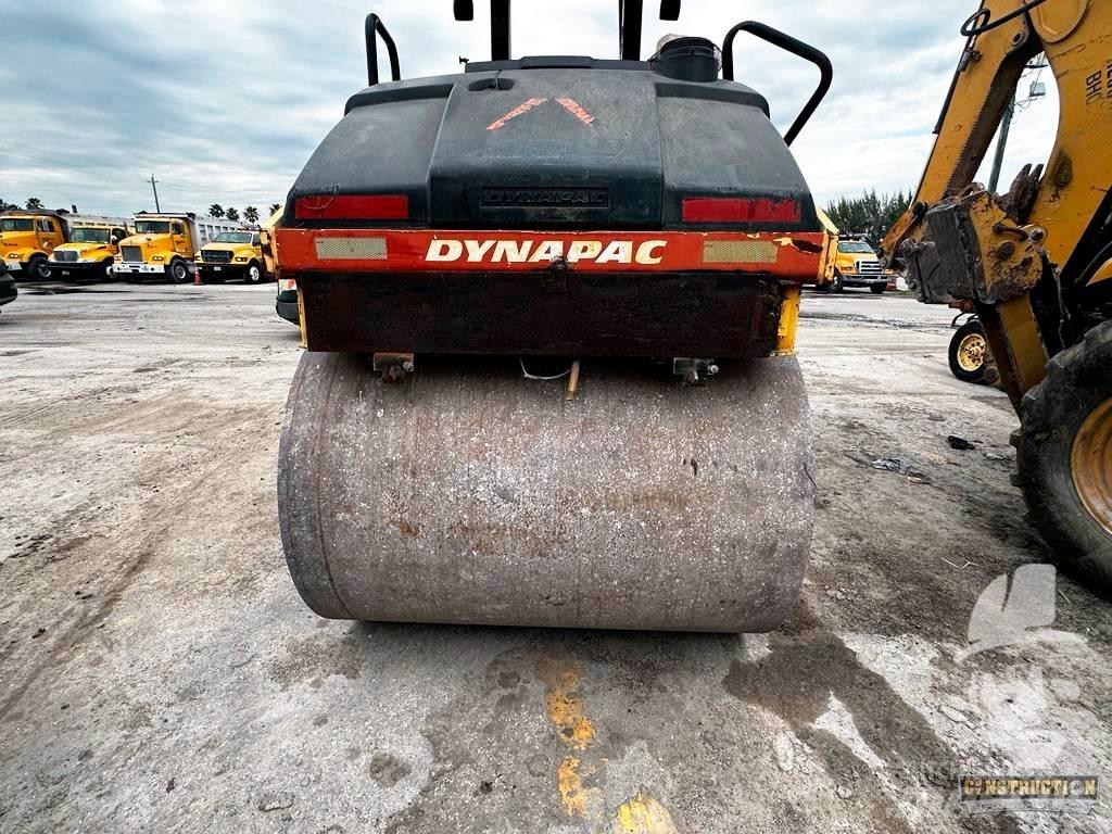 Dynapac CC 222 HF Divvalču grunts veltņi