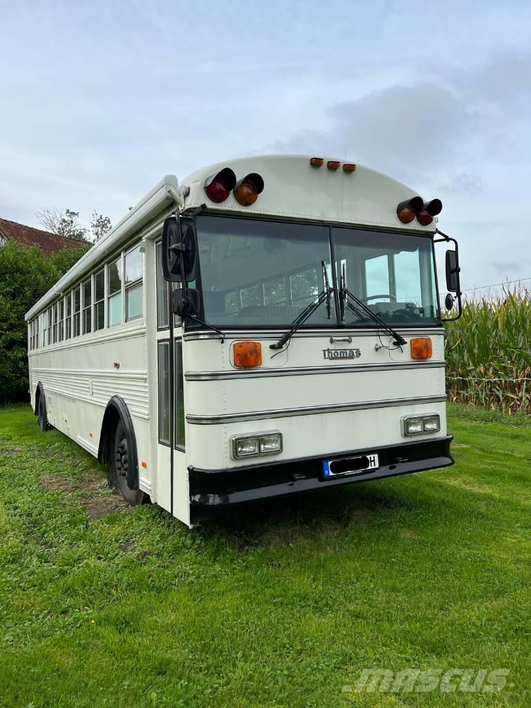 Thomas K880 Skolēnu autobusi