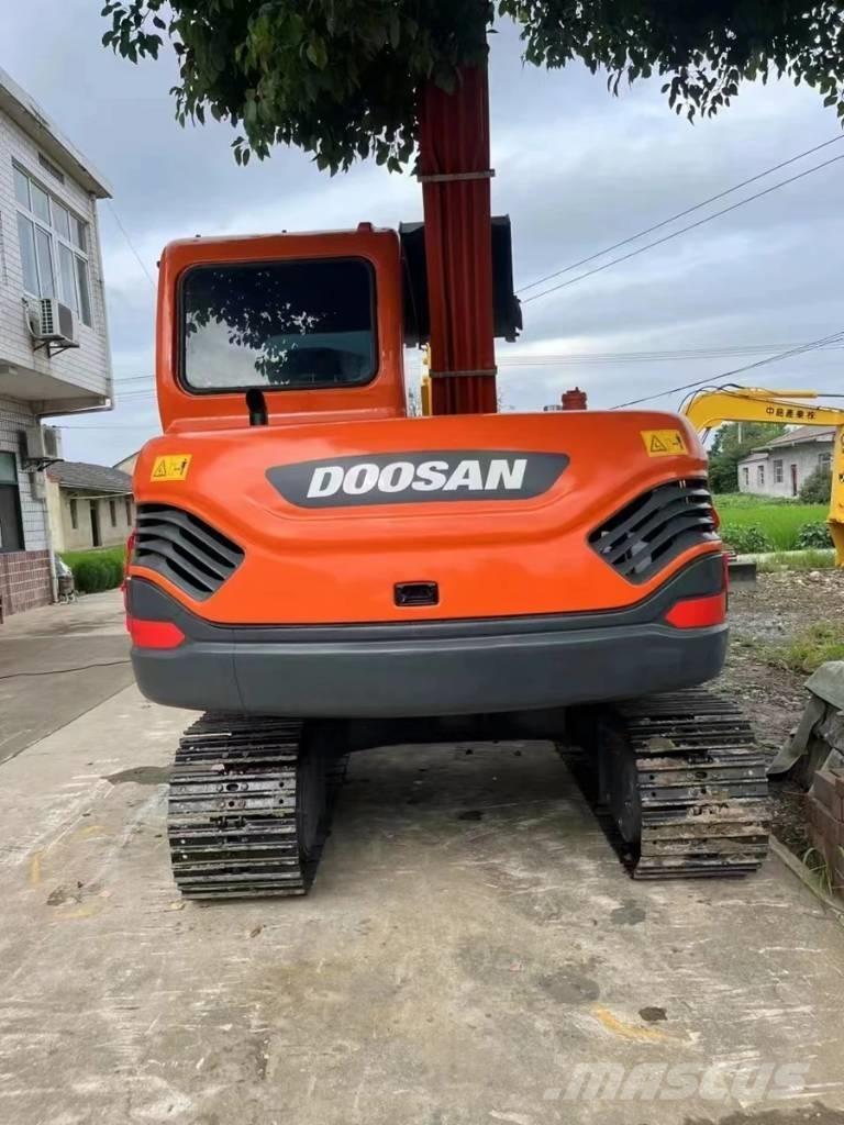 Doosan DX75-9C Vidēja lieluma ekskavatori 7 t - 12 t