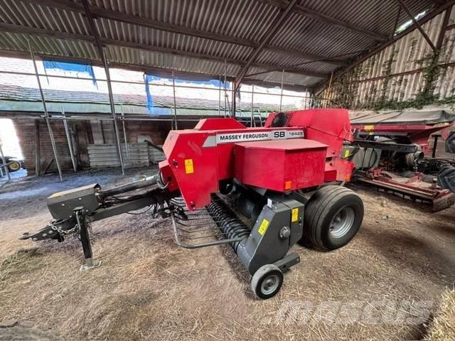 Massey Ferguson 1842 Ķīpu preses