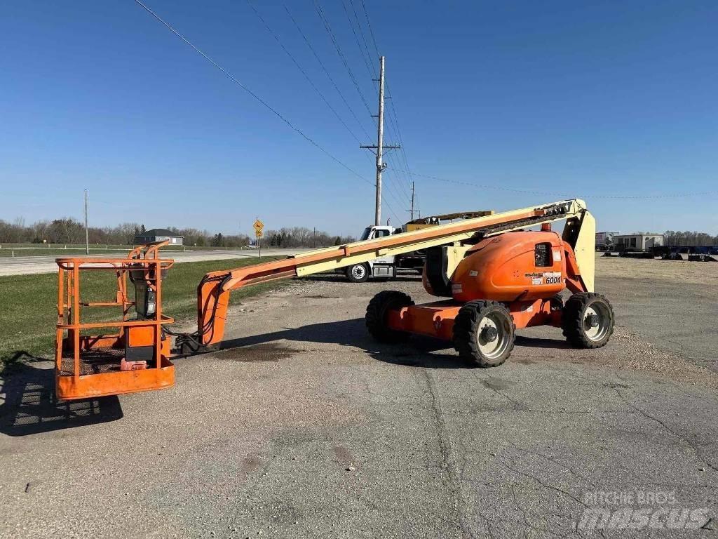 JLG 600A Strēles pacēlāji