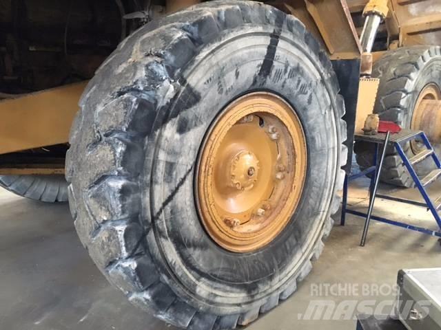 CAT 773 B Karjeras kravas automašīnas
