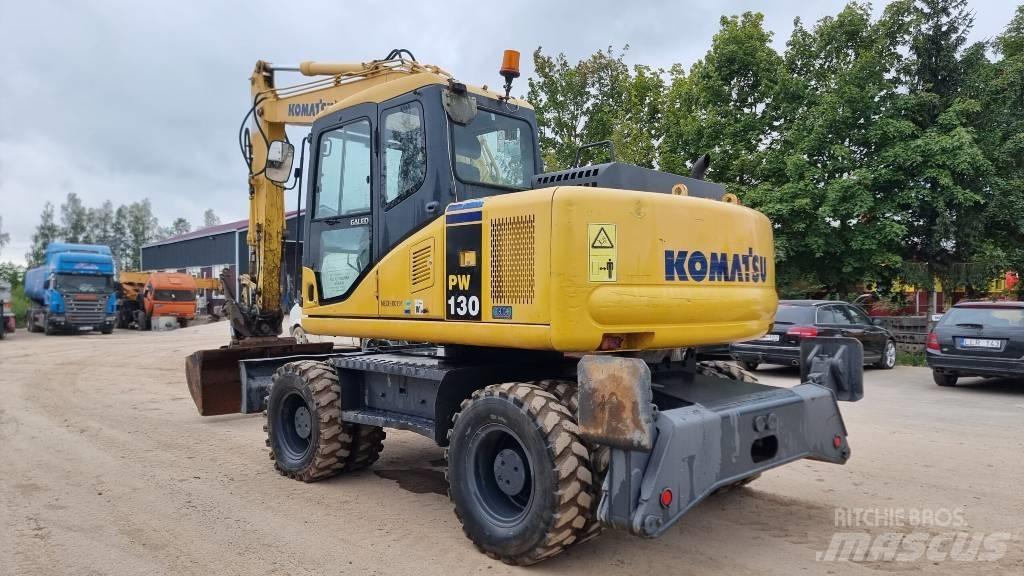 Komatsu PW 130-7K Ekskavatori uz riteņiem