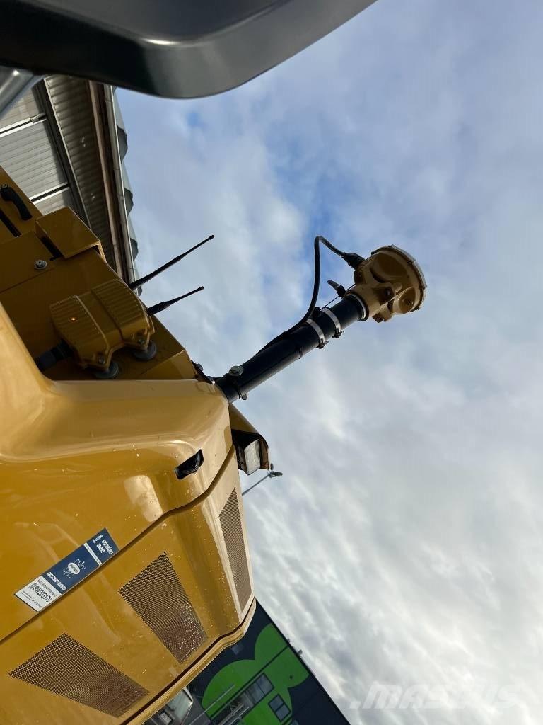 CAT 330 Kāpurķēžu ekskavatori