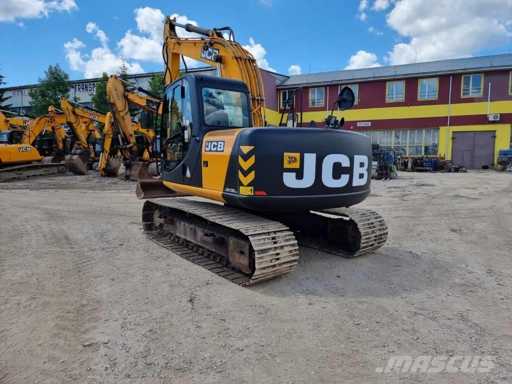 JCB JS 130 LC Kāpurķēžu ekskavatori