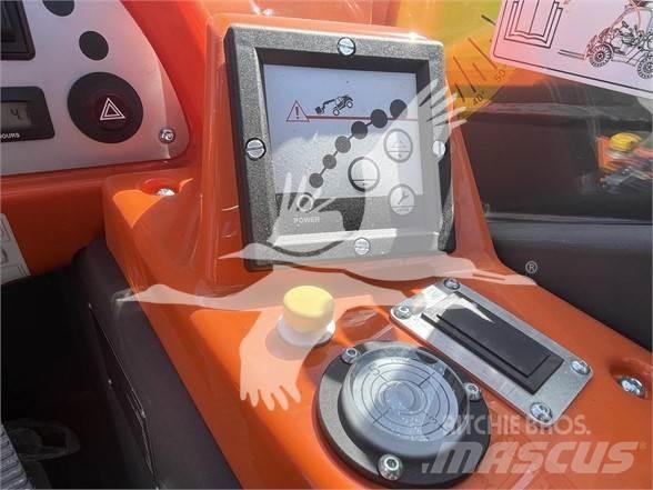 Ausa T144H Teleskopiskie manipulatori