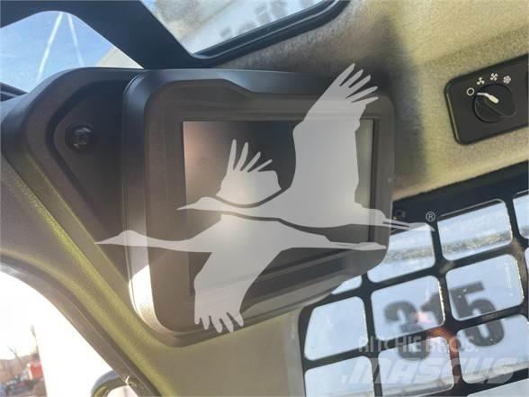 Bobcat T76 Lietoti riteņu kompaktiekrāvēji